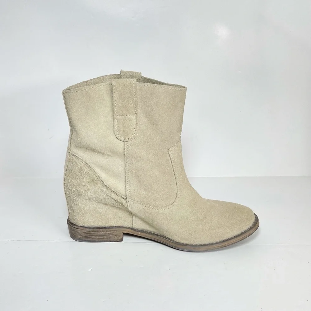 OTBT Sandpiper Women’s Wedge Booties Ankle Boots Beige Suede Size 9M - Picture 2 of 10